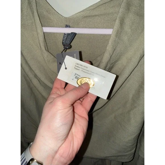 Alashan Cashmere Pistachio Green Cotton Cashmere Blend Topper Poncho - Picture 4 of 7